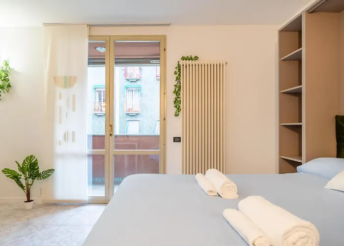 - Front Station - At 2 Min - Wifi Apartment *